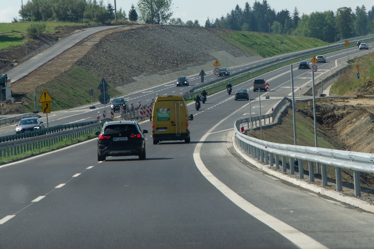 Nie każda ekspresówka ma limit prędkości 120 km na godz. Sprawdź wyjątki albo łap mandat