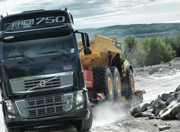 750 KM na jubileusz flagowego modelu Volvo