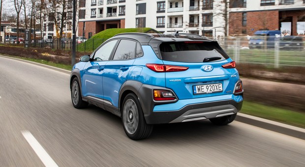 Hyundai Kona 1.6 Hybrid – robi dobre wrażenie – TEST