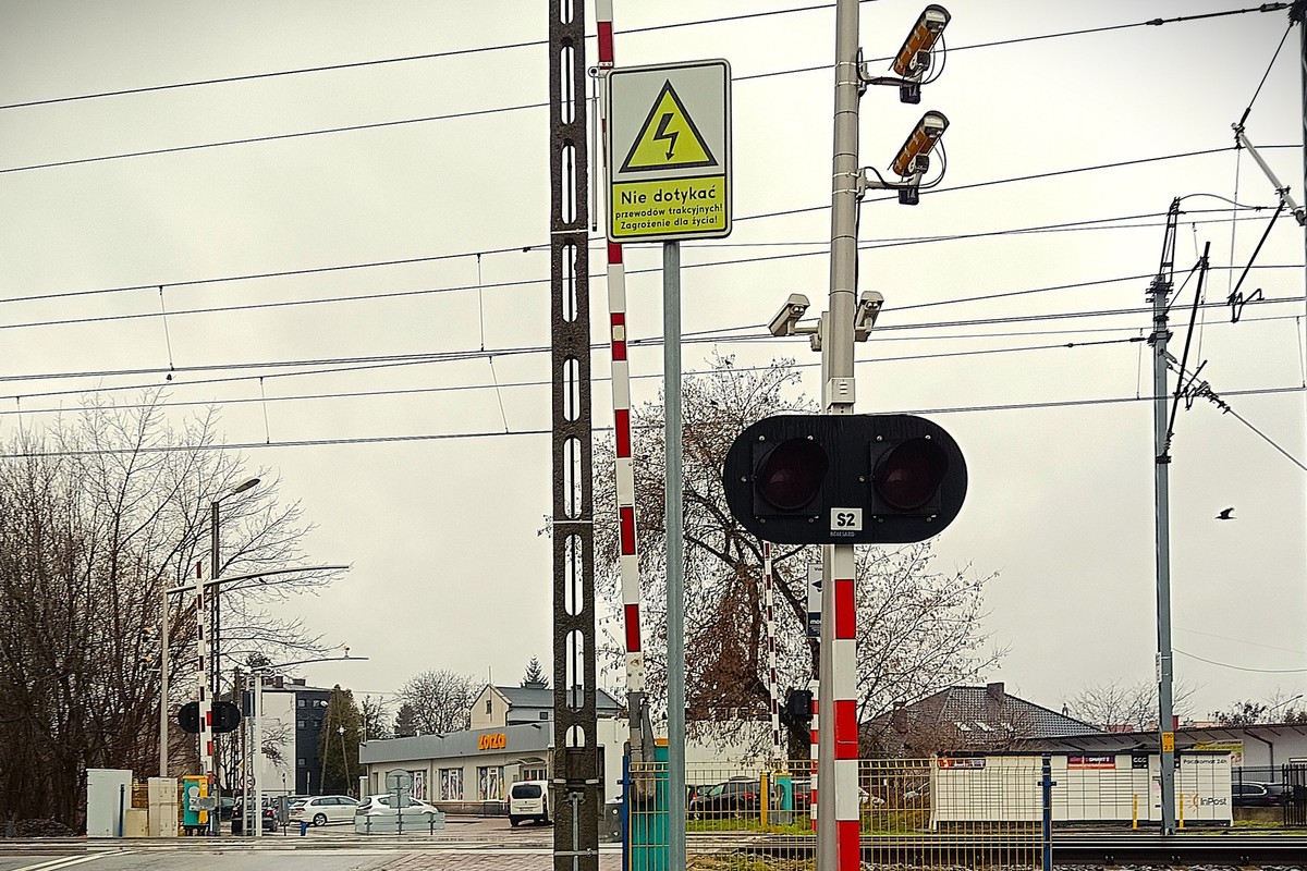 System Red Light w Radomsku to jedna z pięciu lokalizacji w kraju. "Fotopułapka" działa już rok
