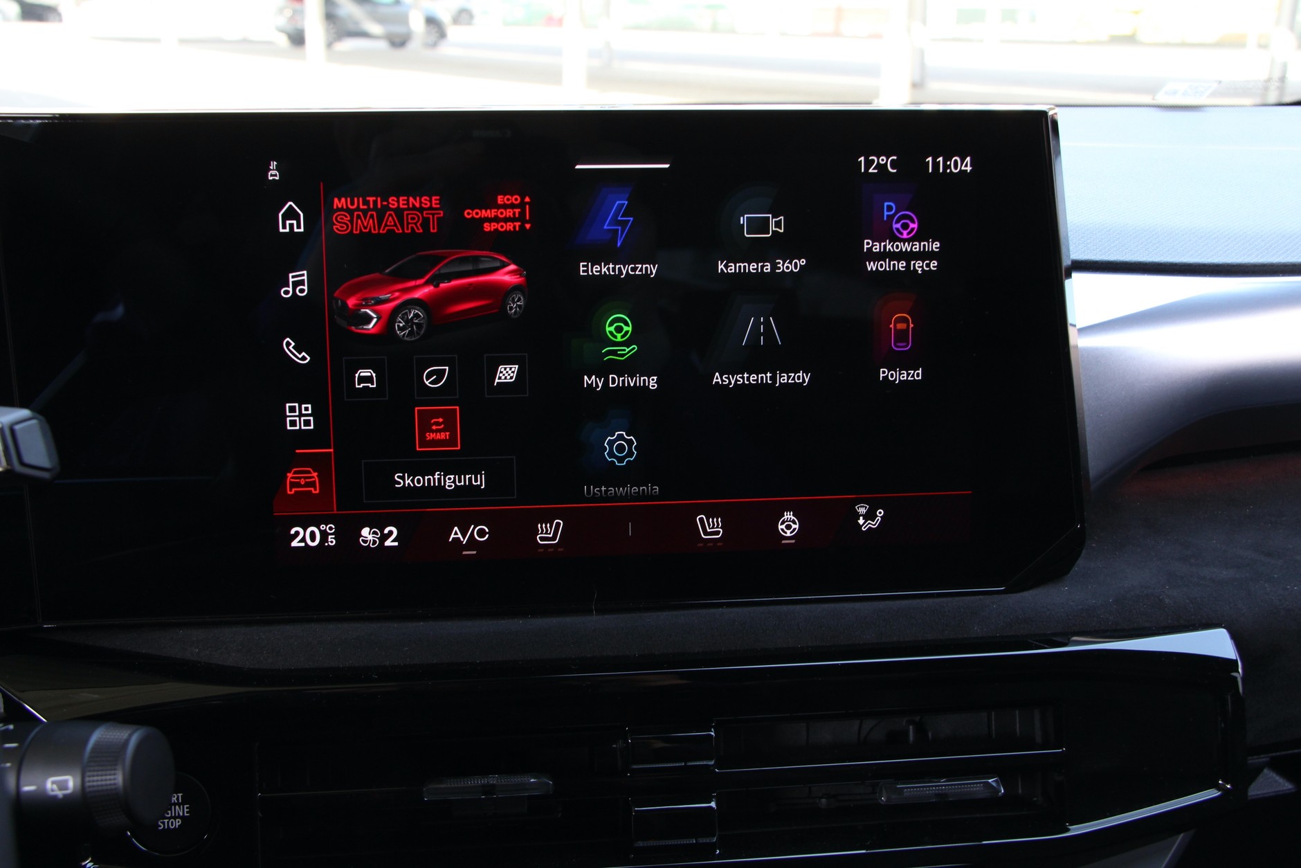 W niektórych autach jest dodatkowe ustawienie indywidualne, które pozwala na kombinację trybów jazdy