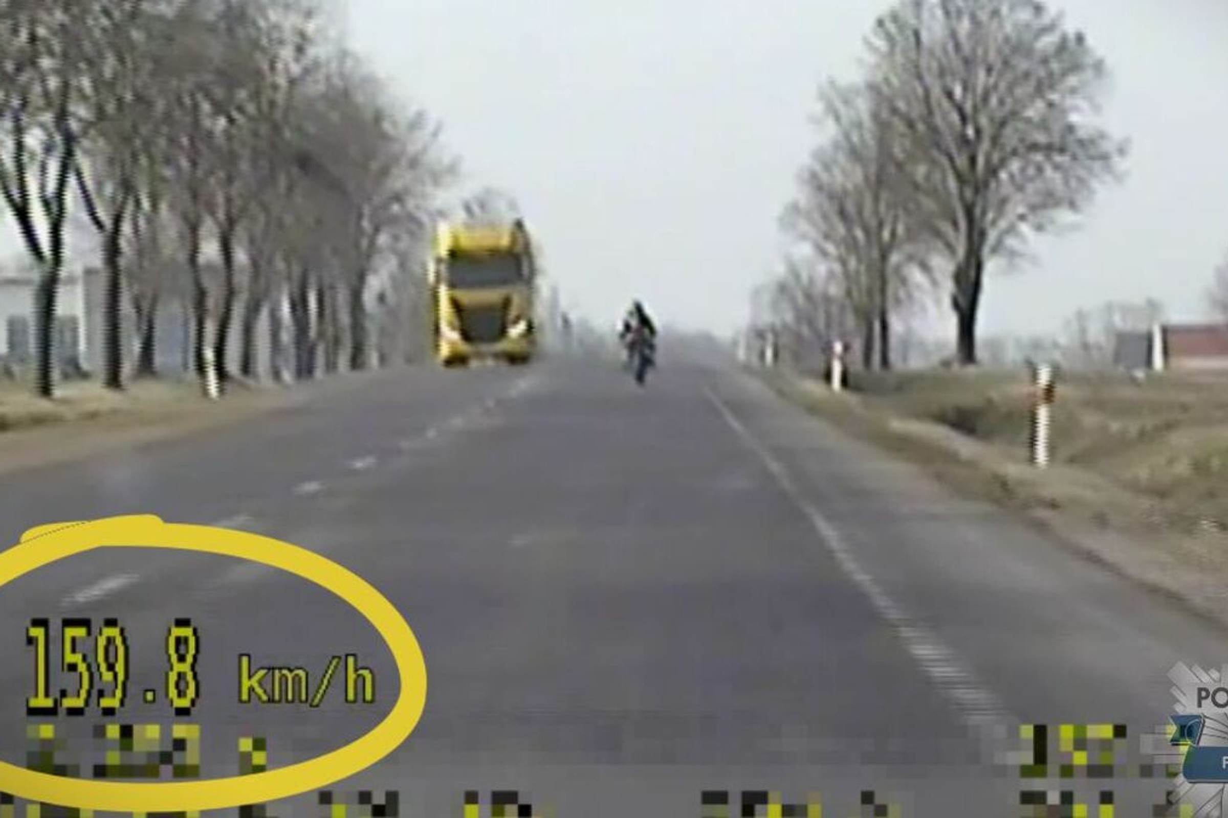 Chciał przepalić motocykl za znakiem D-43, stracił prawo jazdy. Nowe przepisy działają