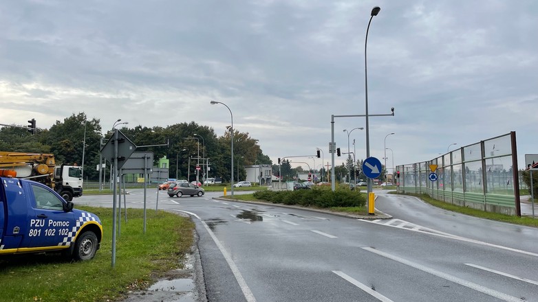 Skrzyżowanie w Jabłonnie – tu pomoc drogowa ma dużo pracy