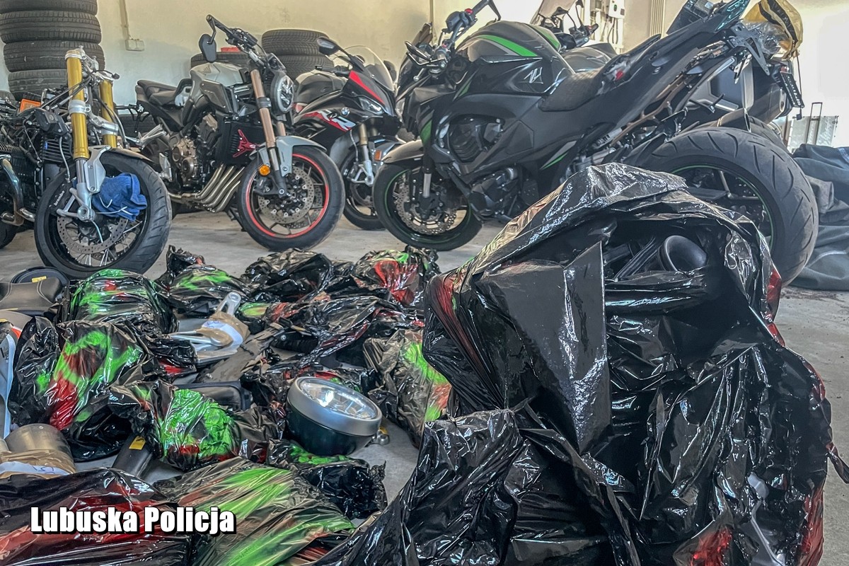 Policja odzyskała skradzione w Niemczech motocykle. Łączna wartość jednośladów to ok. 240 tys. zł