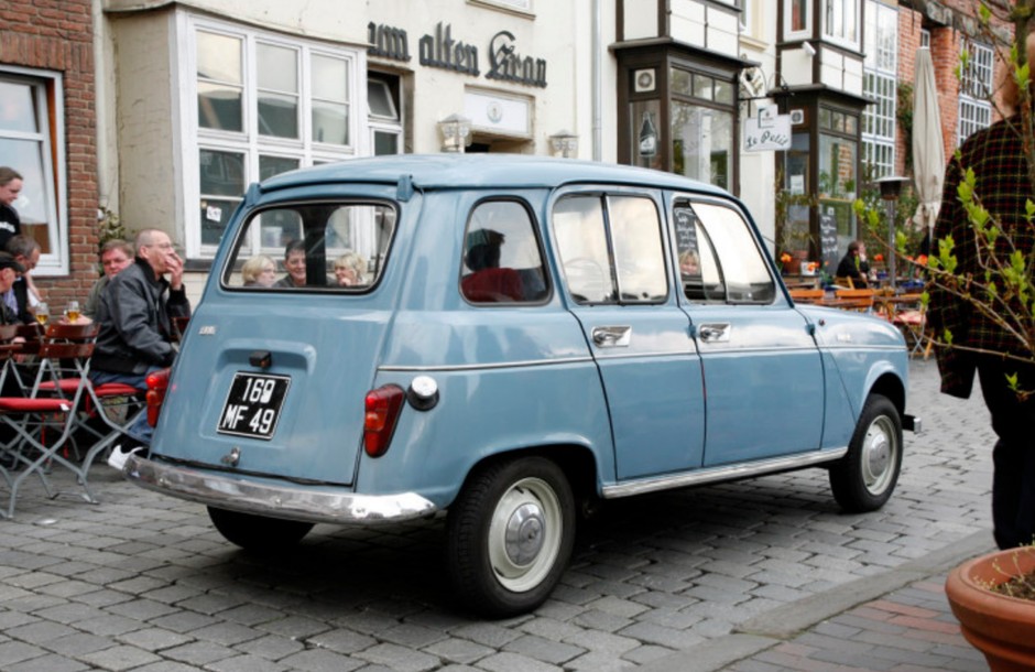 Renault 4