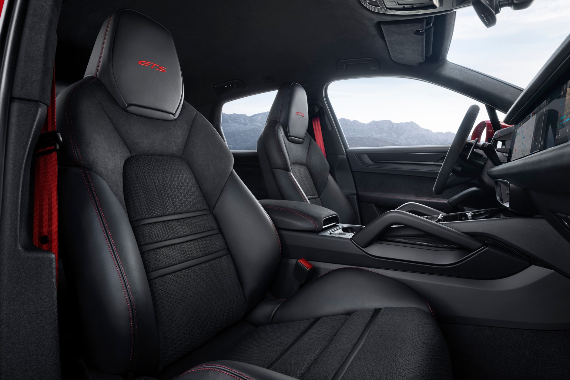 Porsche Cayenne GTS 2024