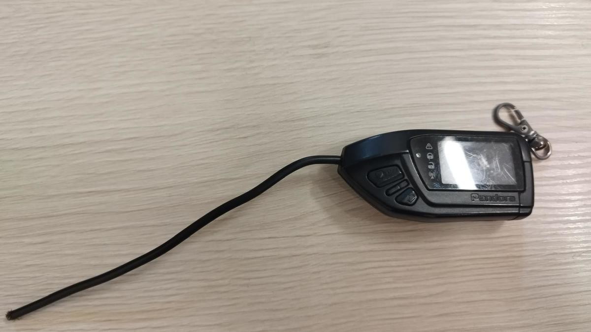 Sprzęt do łamania zabezpieczeń w pojazdach