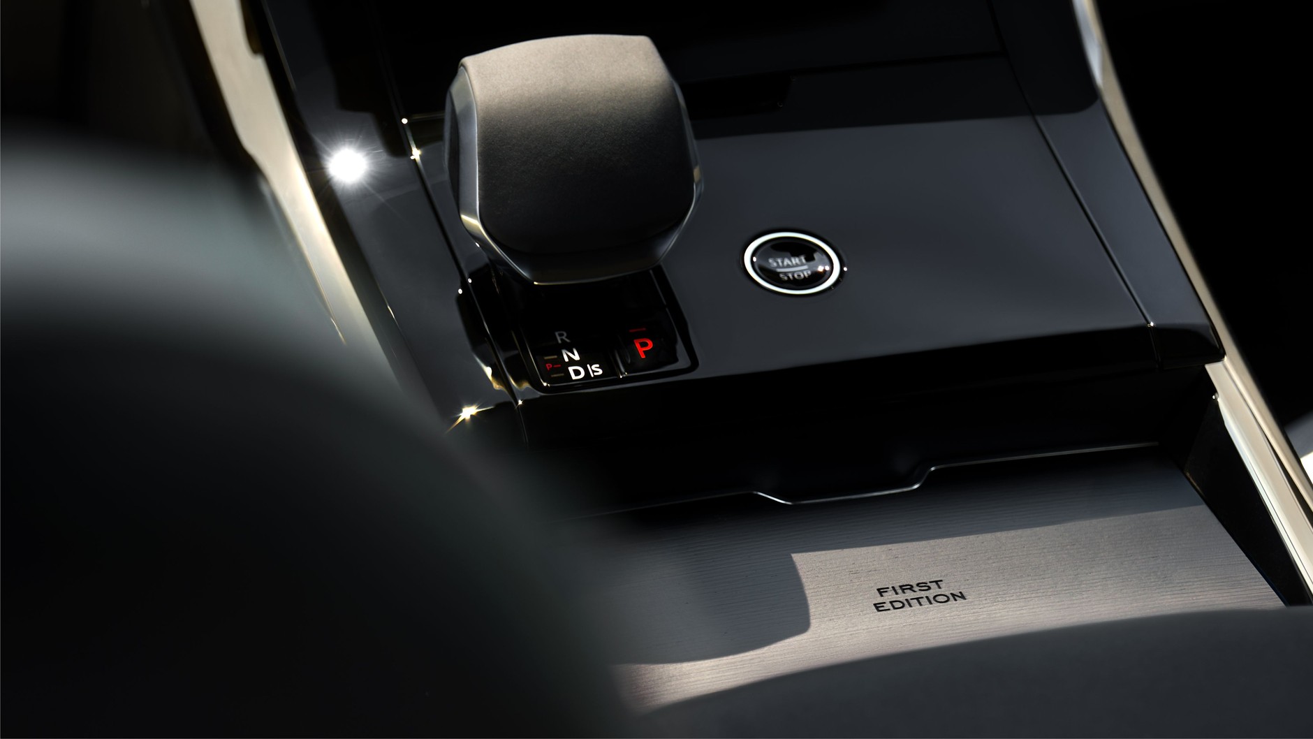 Range Rover Sport Electric 2026