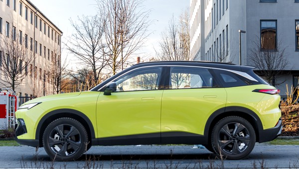 Czy warto kupić chińskiego SUV-a z instalacją LPG za 1 zł? Warto... pomyśleć dwa razy