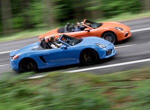 Porsche Boxster Spyder kontra Porsche 718 Boxster S - cena puryzmu
