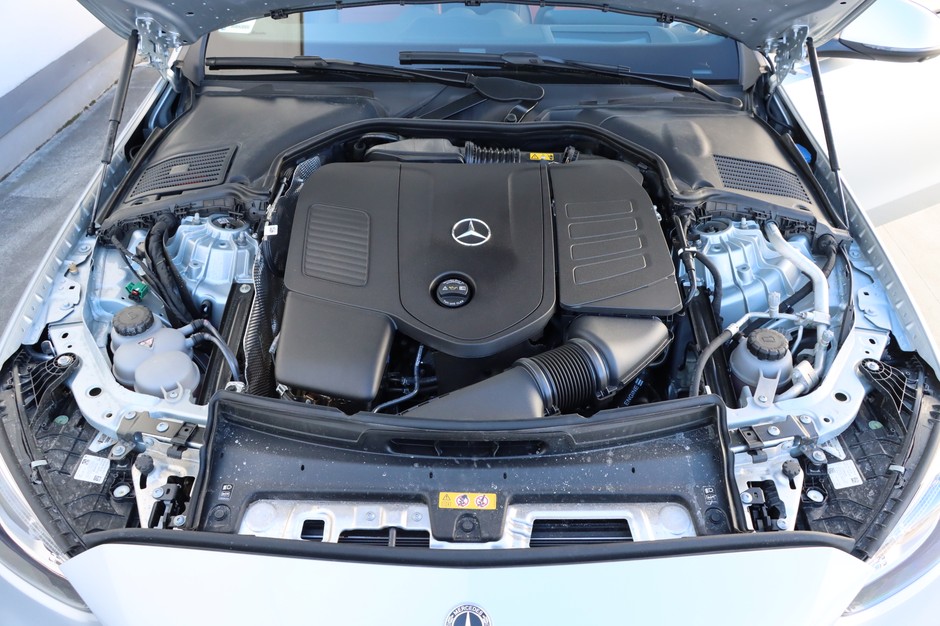 Mercedes C 300 e
