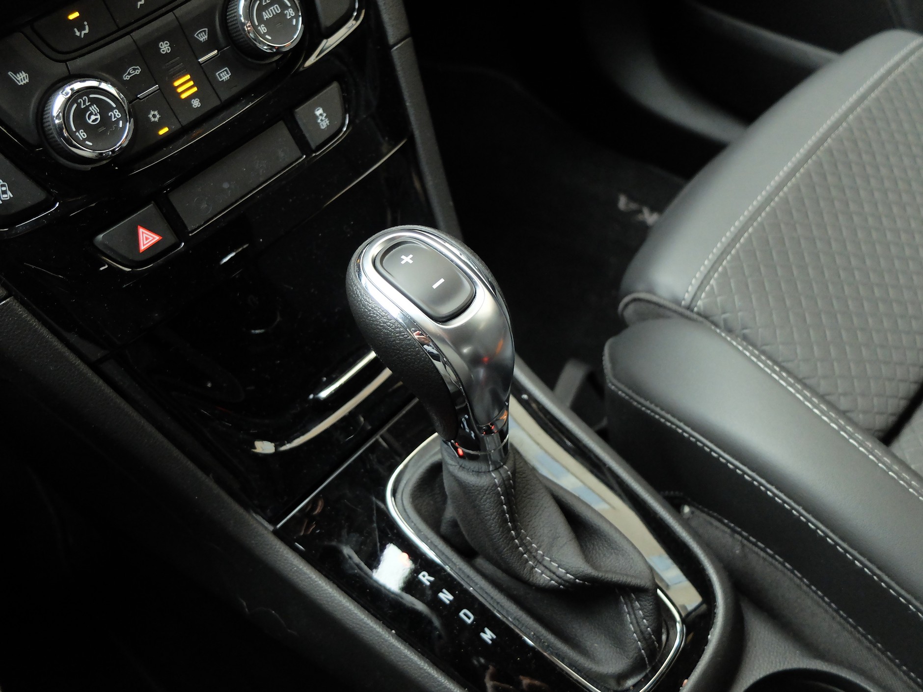 Opel Mokka X 1.4 Turbo A6 Ultimate