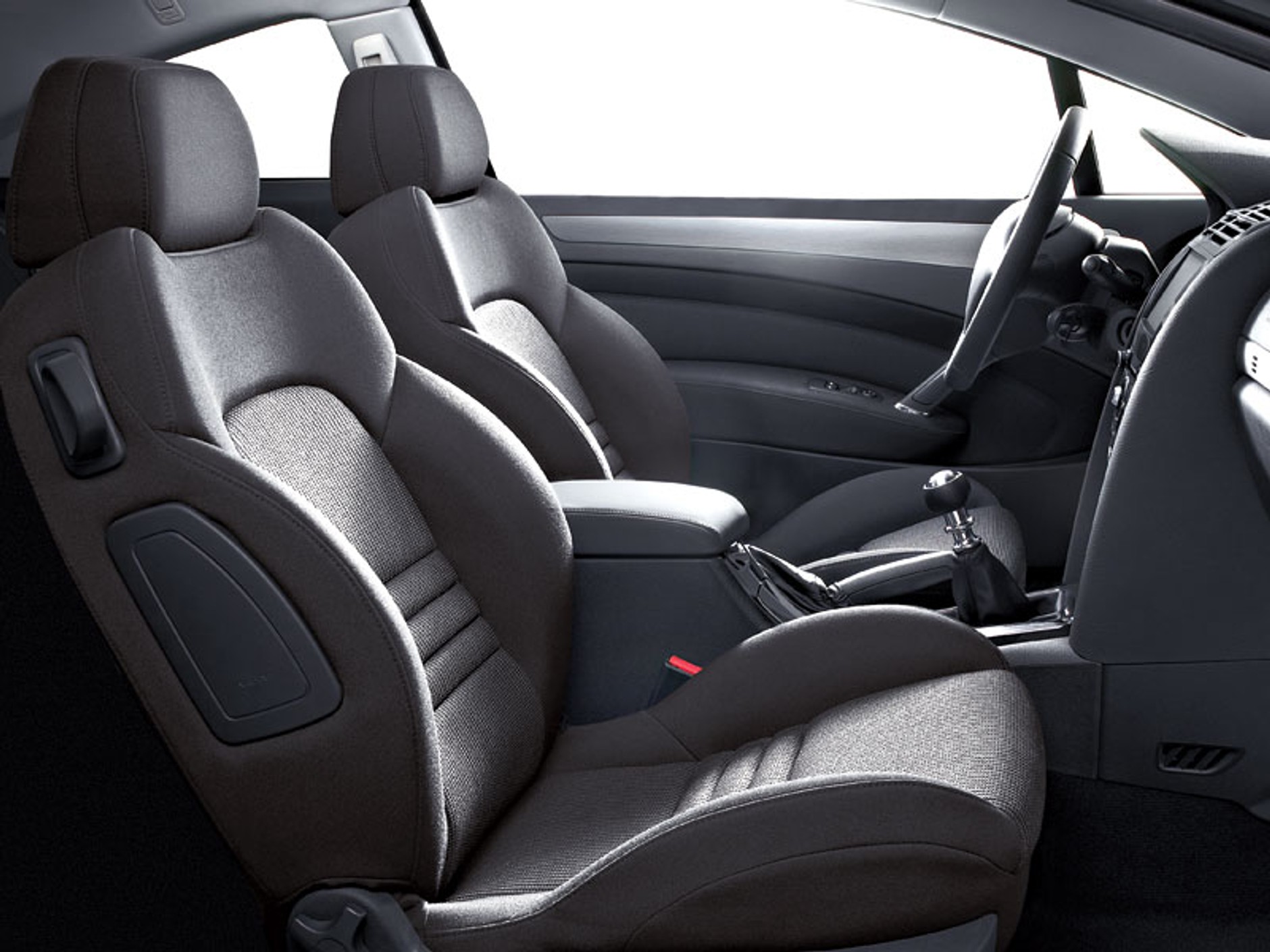 Peugeot 407 Coupé 3,0 V6 HDi: najmocniejszy seryjny Peugeot