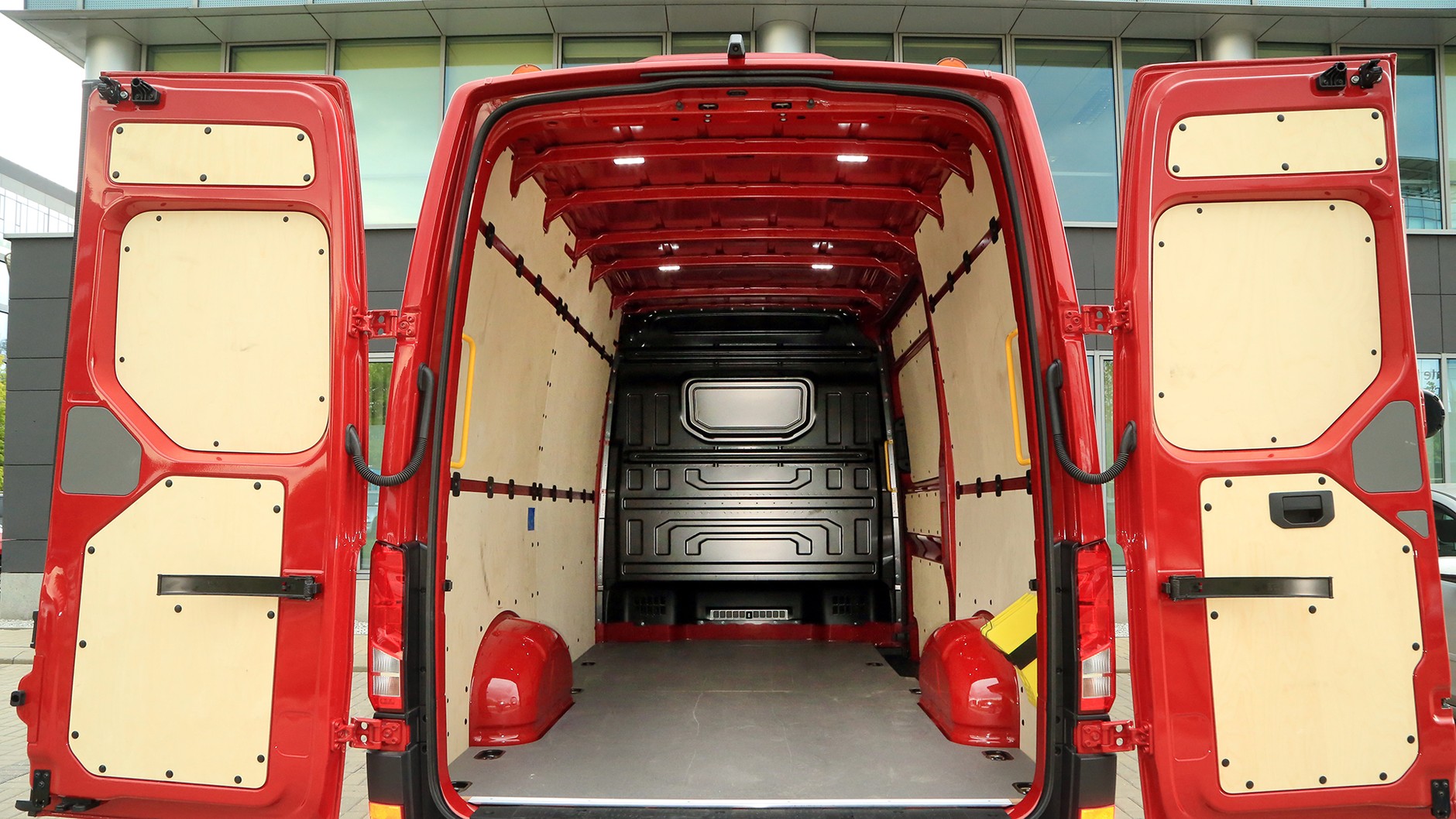 Volkswagen Crafter 35 - dostawcza ekstraklasa