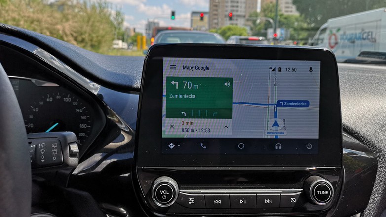 Google Maps w Android Auto