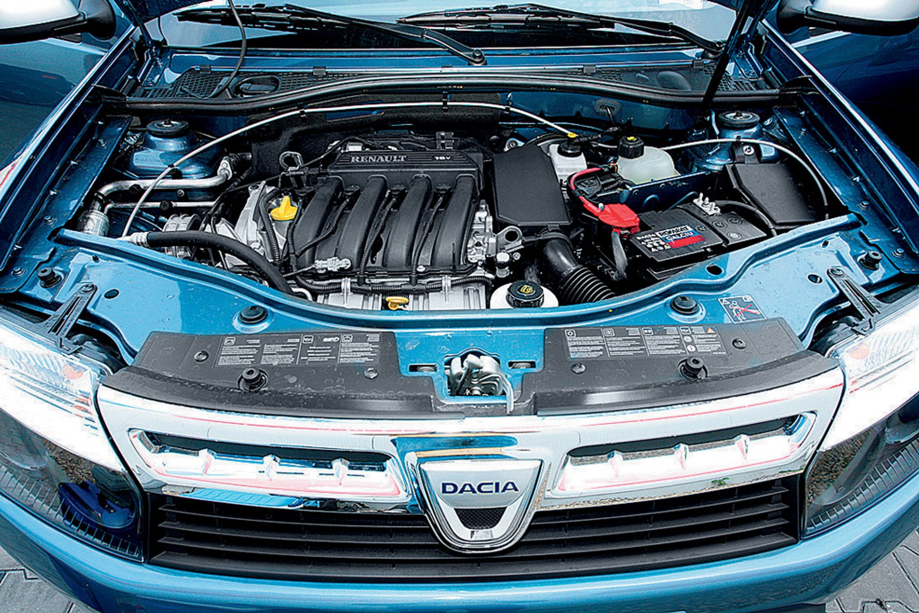 Dacia Duster kontra Łada Niva, Suzuki Jimny i Suzuki SX4: porównujemy najtańsze 4x4 na rynku