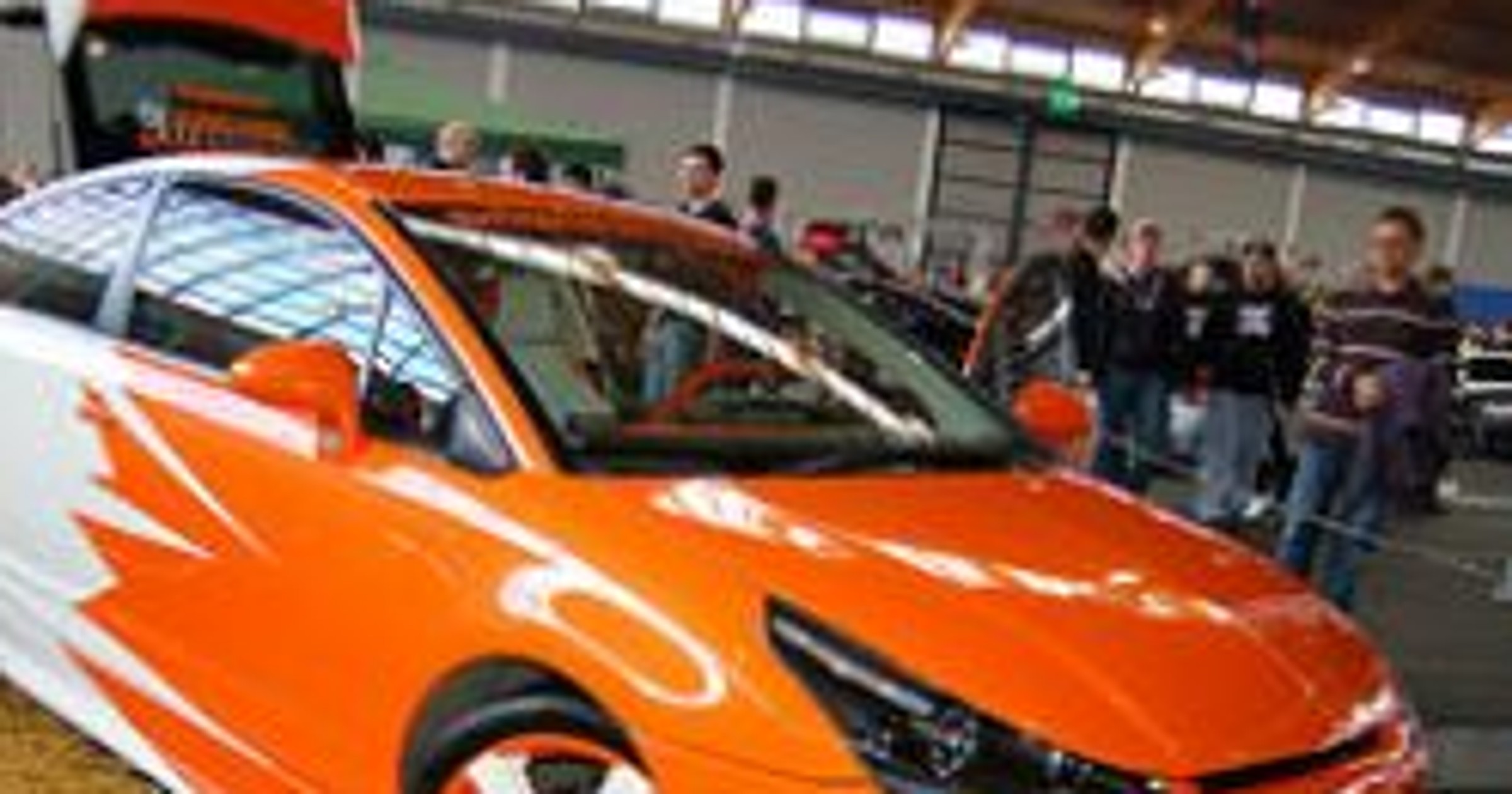 Tuning World Bodensee 2008: Golfy, drifting i dziewczyny -  fotogaleria (2)
