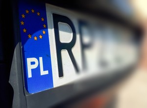 1 stycznia wchodzą nowe przepisy dla kierowców, a wraz z nimi nowe kary