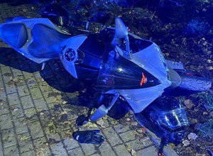 Kierowca yamahy myślał, że zdoła uciec. Nie docenił policjantów z drogówki