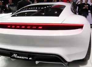 Porsche Mission E zaskoczeniem targów we Frankfurcie