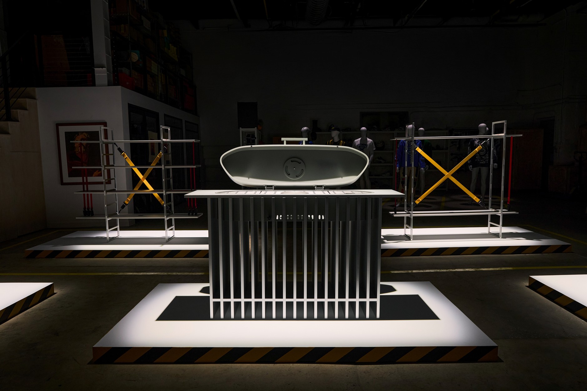 Kolekcja MSCHF i Mercedesa-AMG