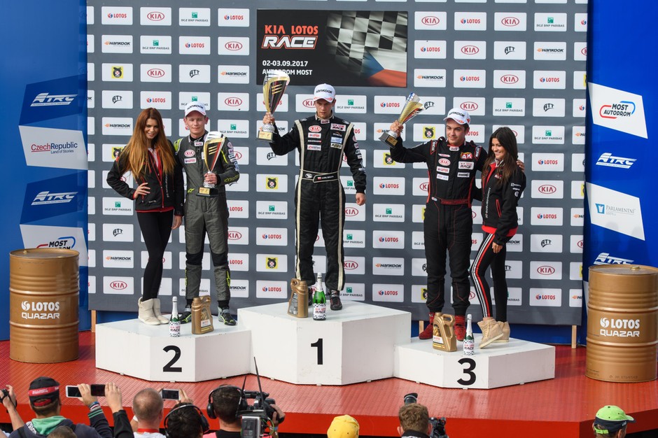 Kia Lotos Race 2017 - Tor Most - podium