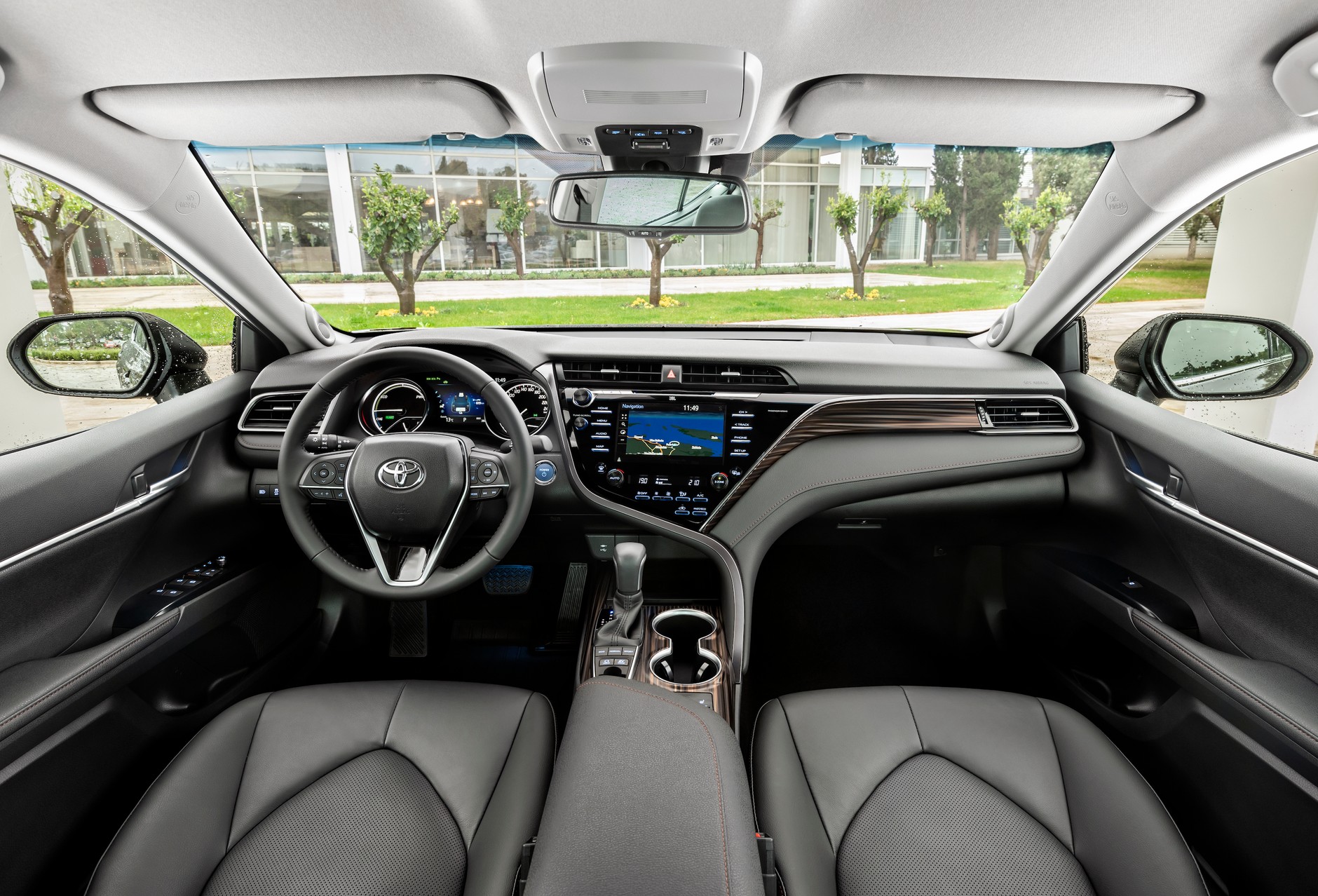 Nowa Toyota Camry