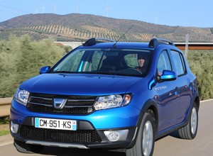 Dacia Sandero Stepway: Dacia w wersji ładnej - zdjęcia