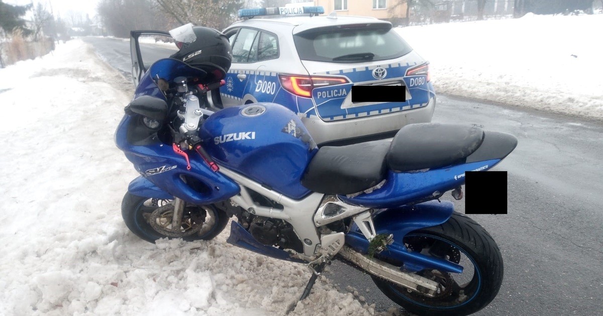 18-letni motocyklista bez uprawnień uciekał przed policją