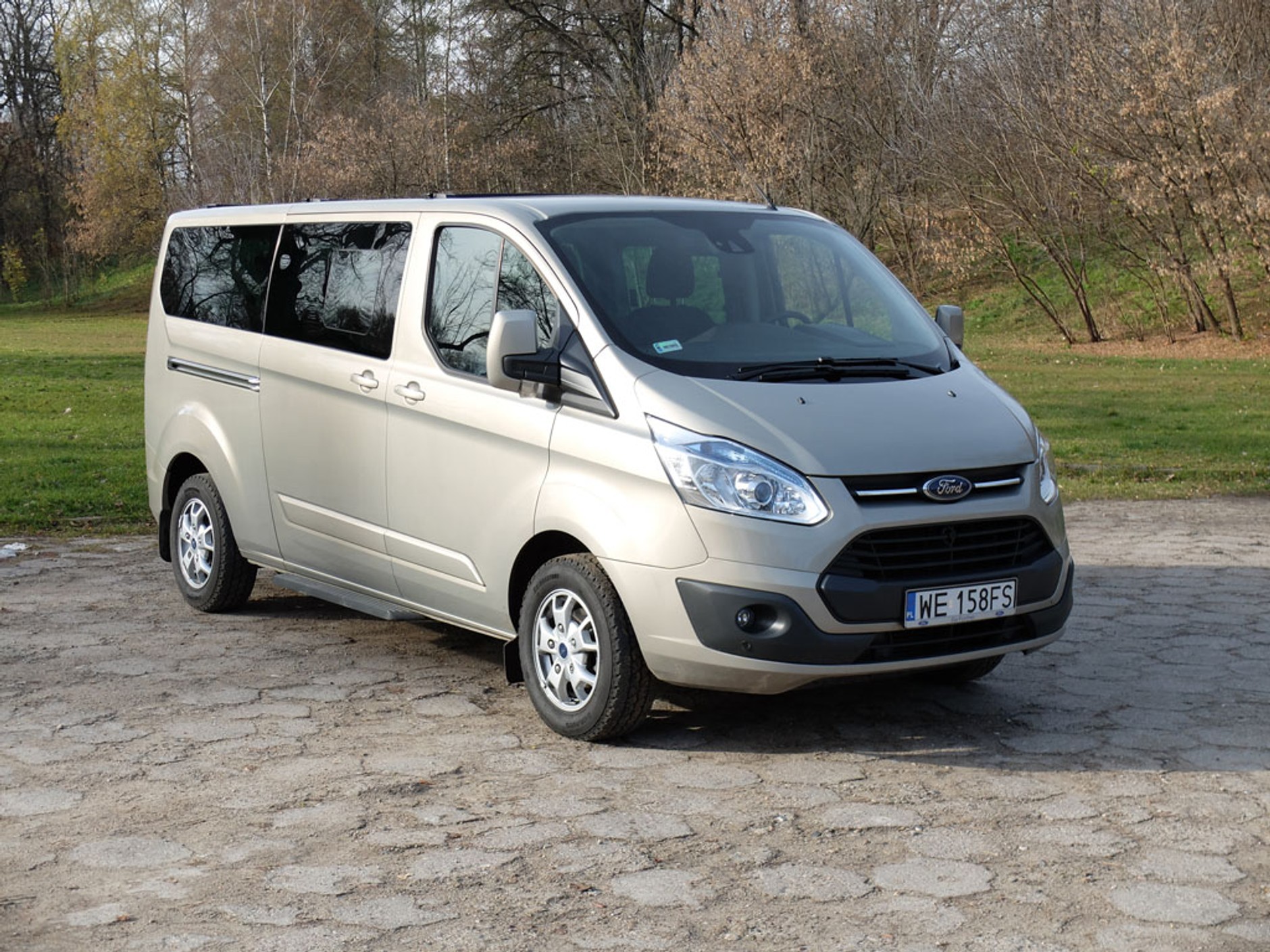 Test Forda Turneo Custom: osobówka formatu XXXL