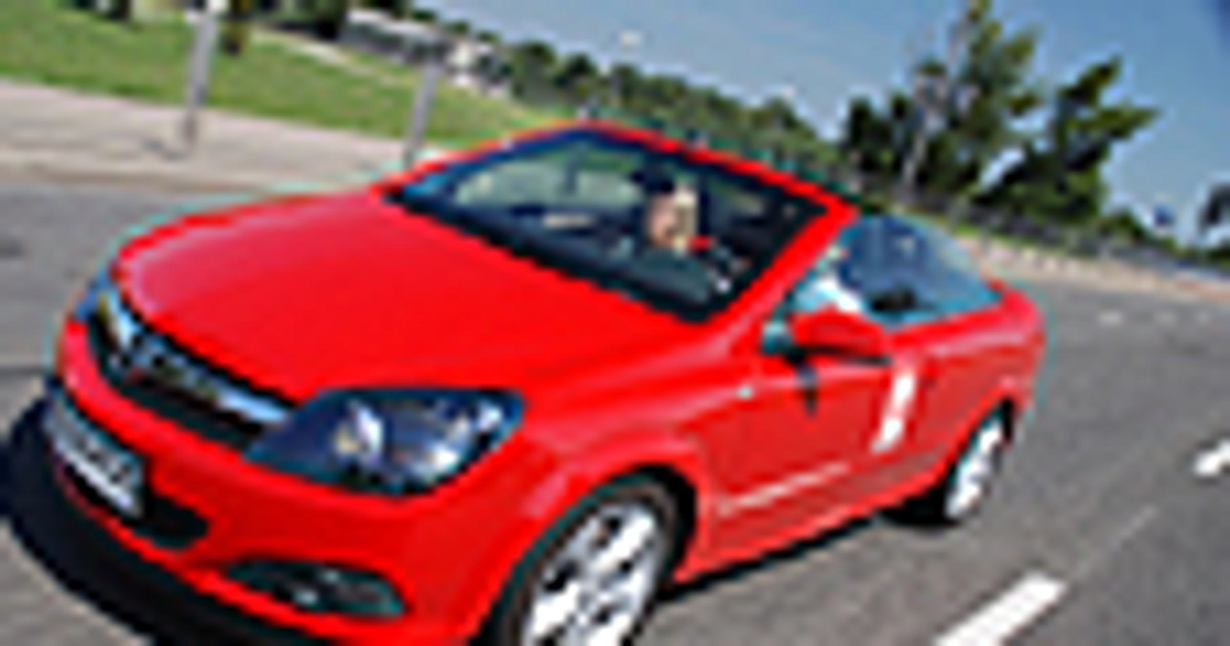 Opel Astra Twin Top - Bezwietrzny kabriolet