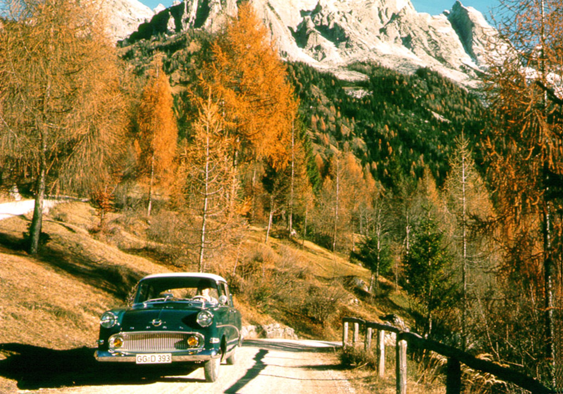 Opel i piękno jesieni (duża fotogaleria)