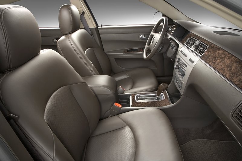 Buick LaCrosse Super i Lucerne Super: start modeli premium