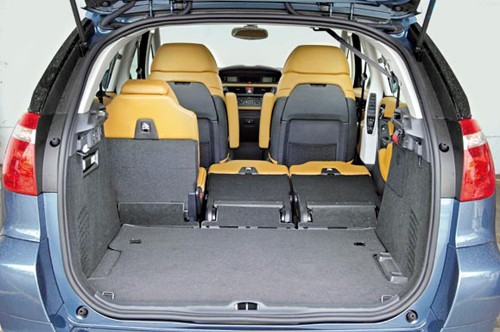 Renault Scenic, Citroen C4 Picasso, Ford C-Max - Sztuka nowoczesna czy klasyczna?