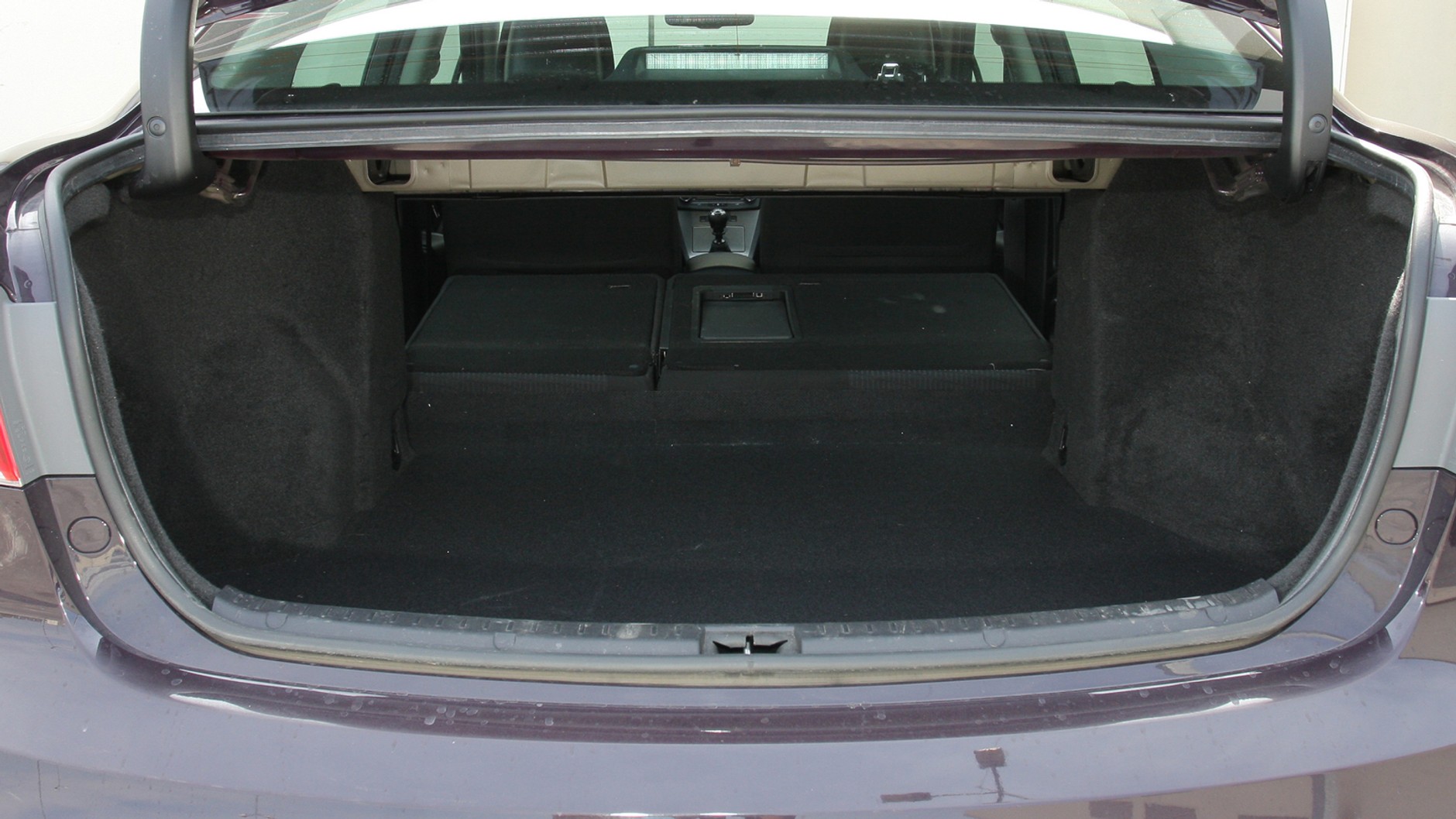 Toyota Avensis III (2008-18) – 29 600 zł za 2009 r.