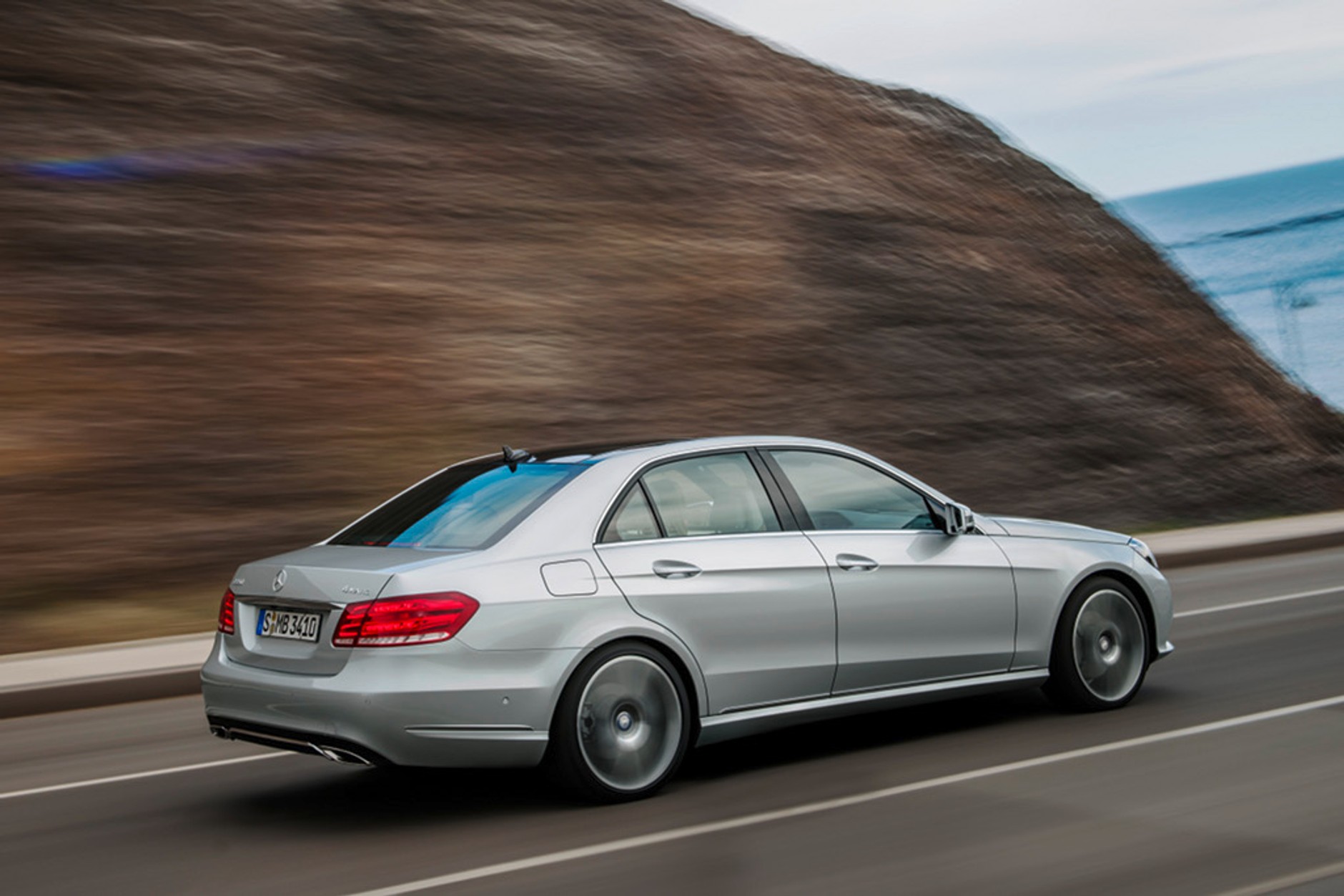 Nowy Mercedes Klasy E to aspiracje godne klasy S