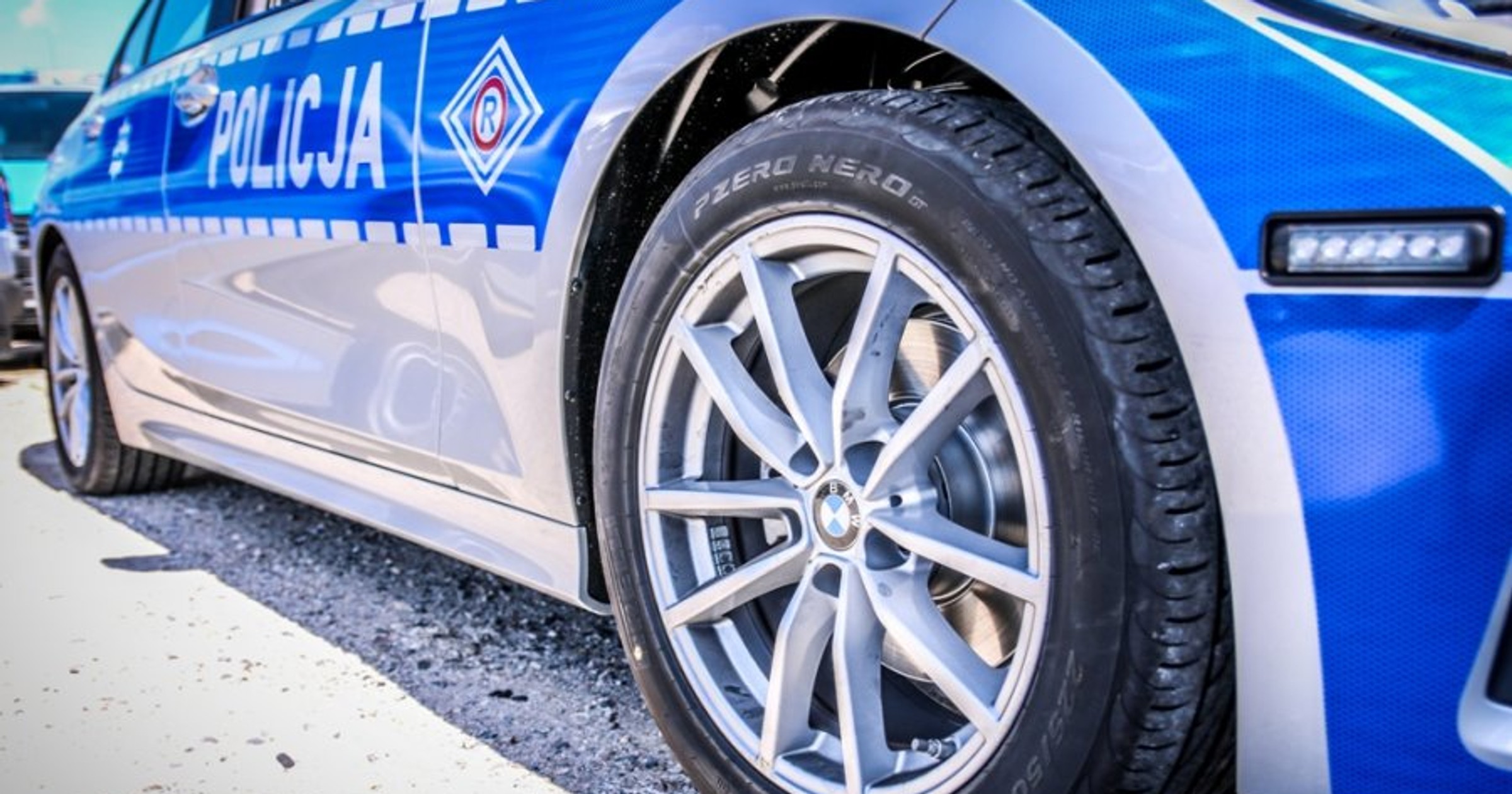 Nowe policyjne BMW 320i