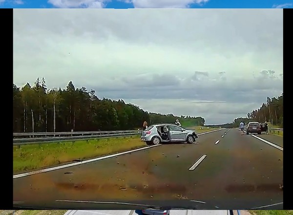 Ma słabą pamięć i jest niebezpieczny, gdy kieruje autem. Sprawca agresji drogowej na S7 skazany