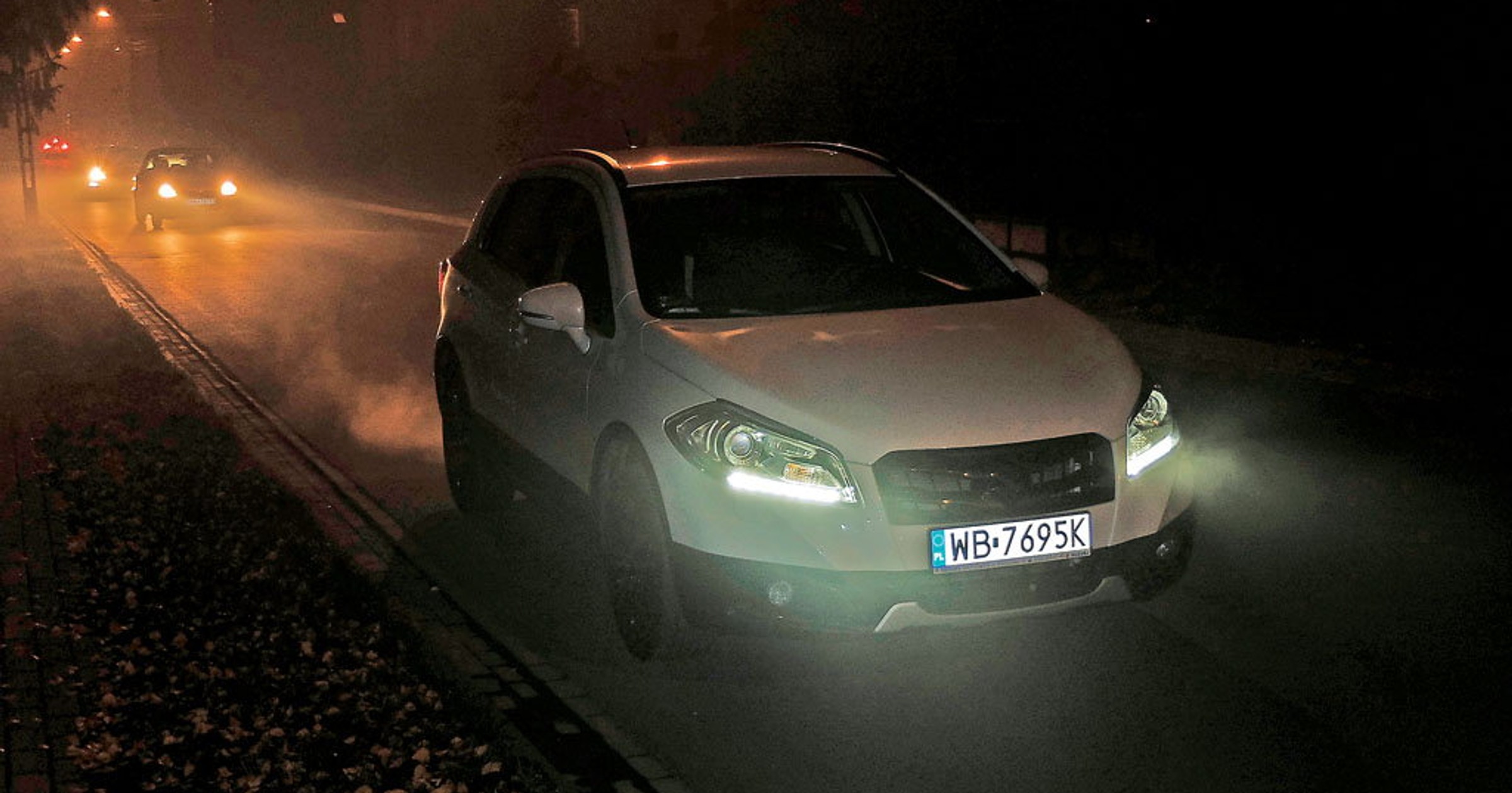 Jak uzywać świateł? Przepisy kontra praktyka