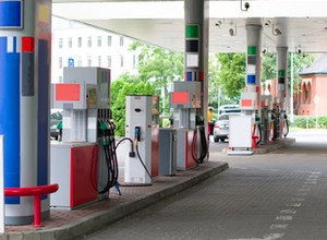 Zatrważające dane ze stacji paliw. Eksperci porównali paragony