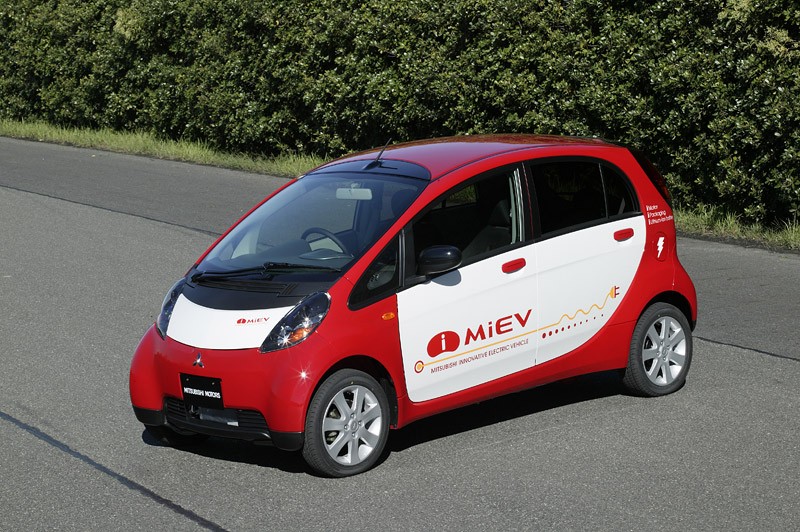 Mitsubishi: zainteresowanie elektrycznym i-MiEV zmusza producenta do zwiększenia produkcji