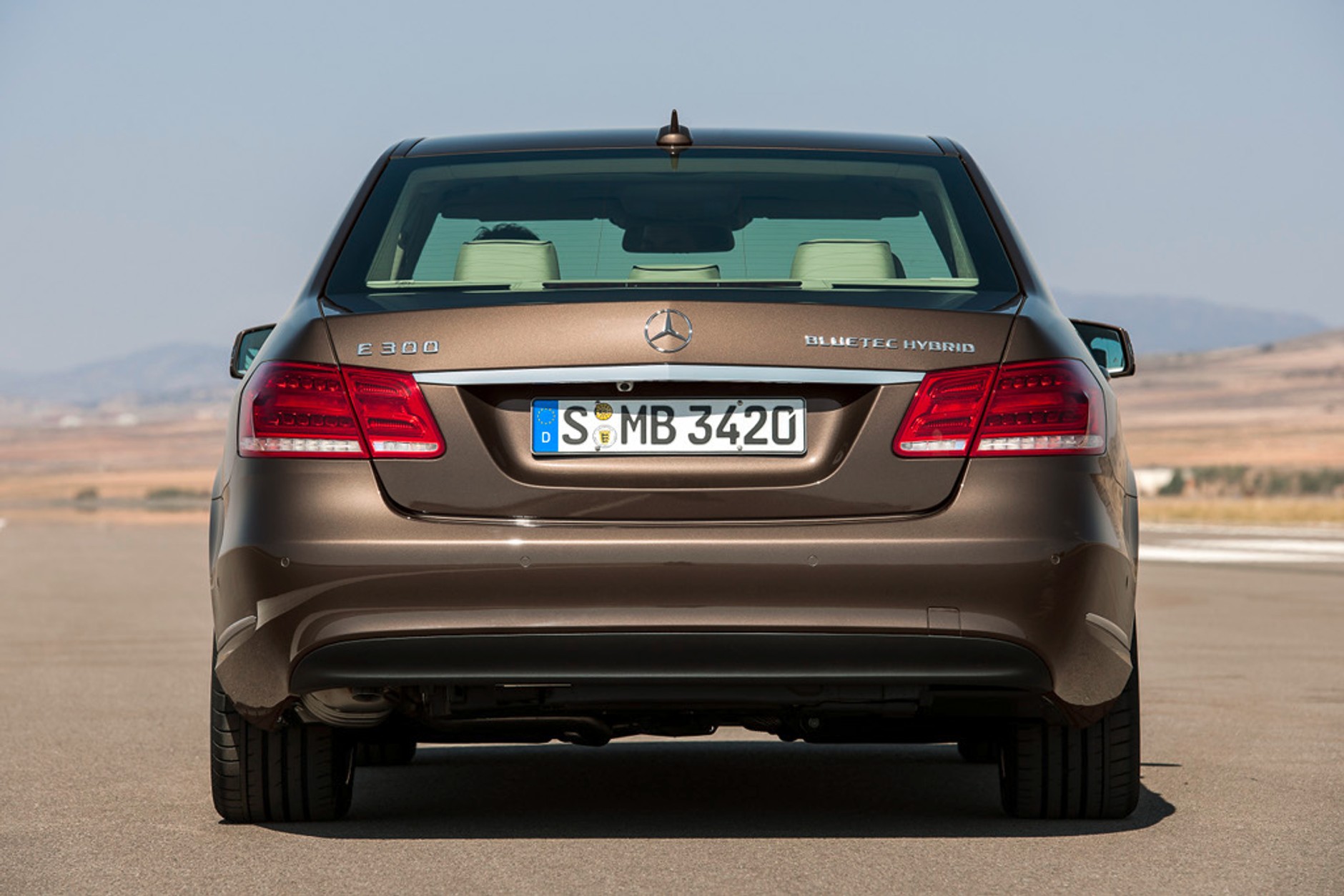 Nowy Mercedes Klasy E to aspiracje godne klasy S