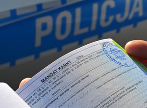 W weekendy mandatów z art. 60 jest najwięcej. Nic dziwnego