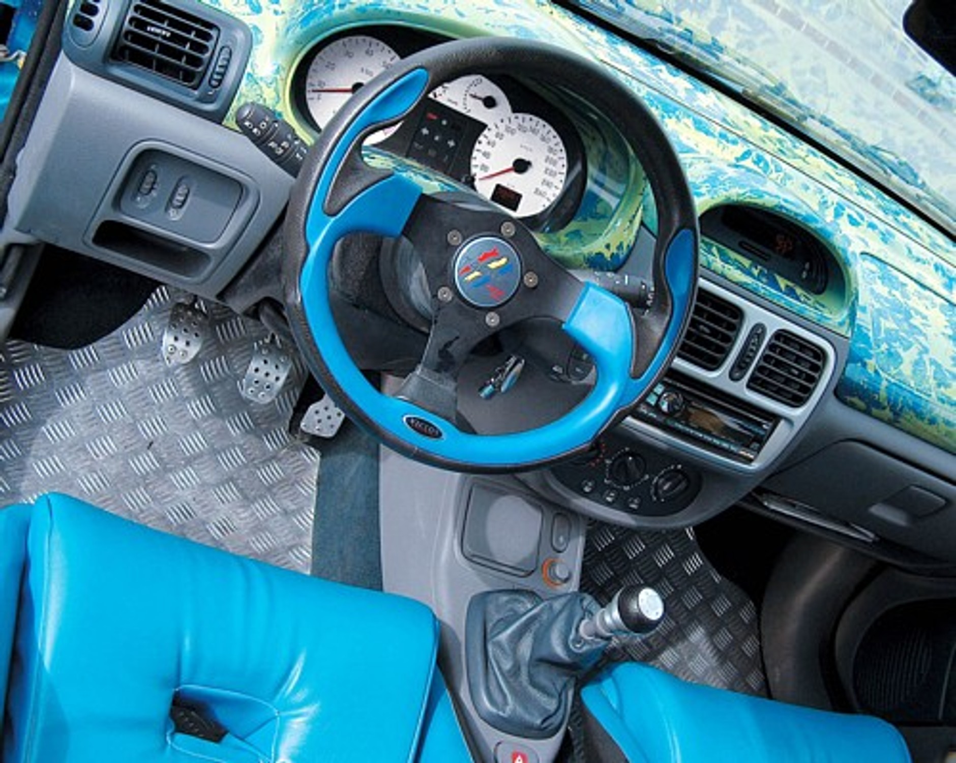 Awionetka na asfaltowe drogi