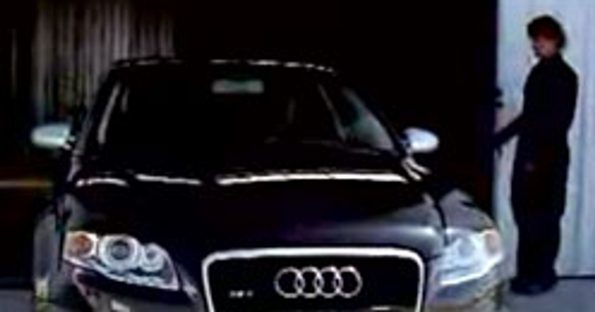 Wideo: Audi RS4 doskonałe narzędzie operatora dźwięku