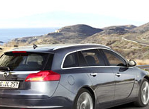 Paryż 2008: Opel zaprezentuje model Insignia Sports Tourer i nowe silniki 1,6 T i 2,0 CDTI Biturbo