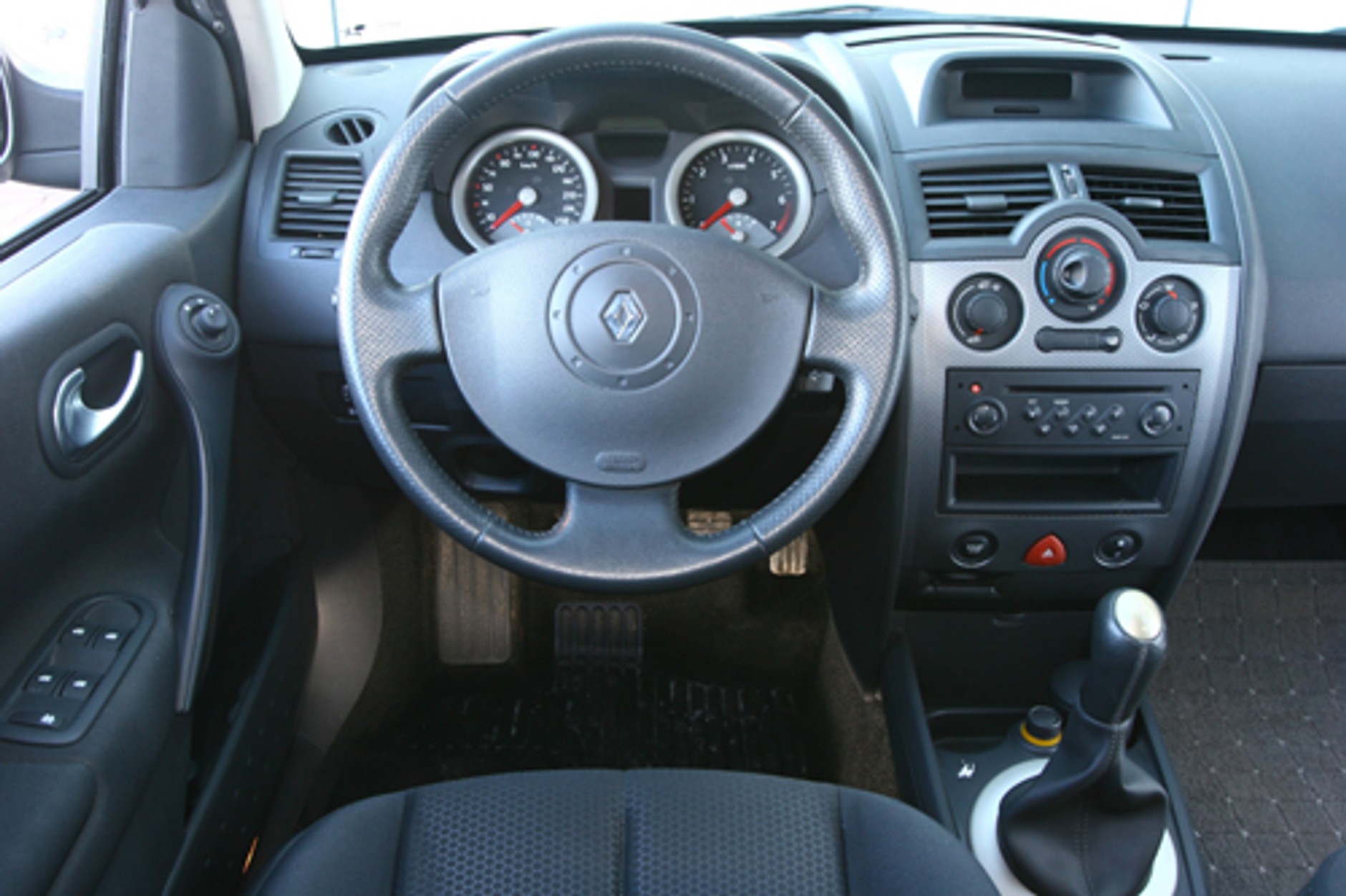 Renault Mégane II 1.6 16V - Elektryka: wróg numer jeden