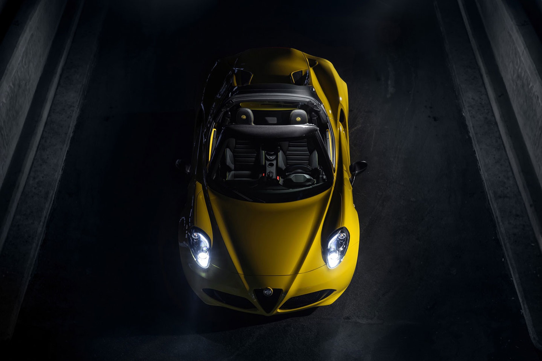 Alfa Romeo 4C Spider – premiera w Detroit