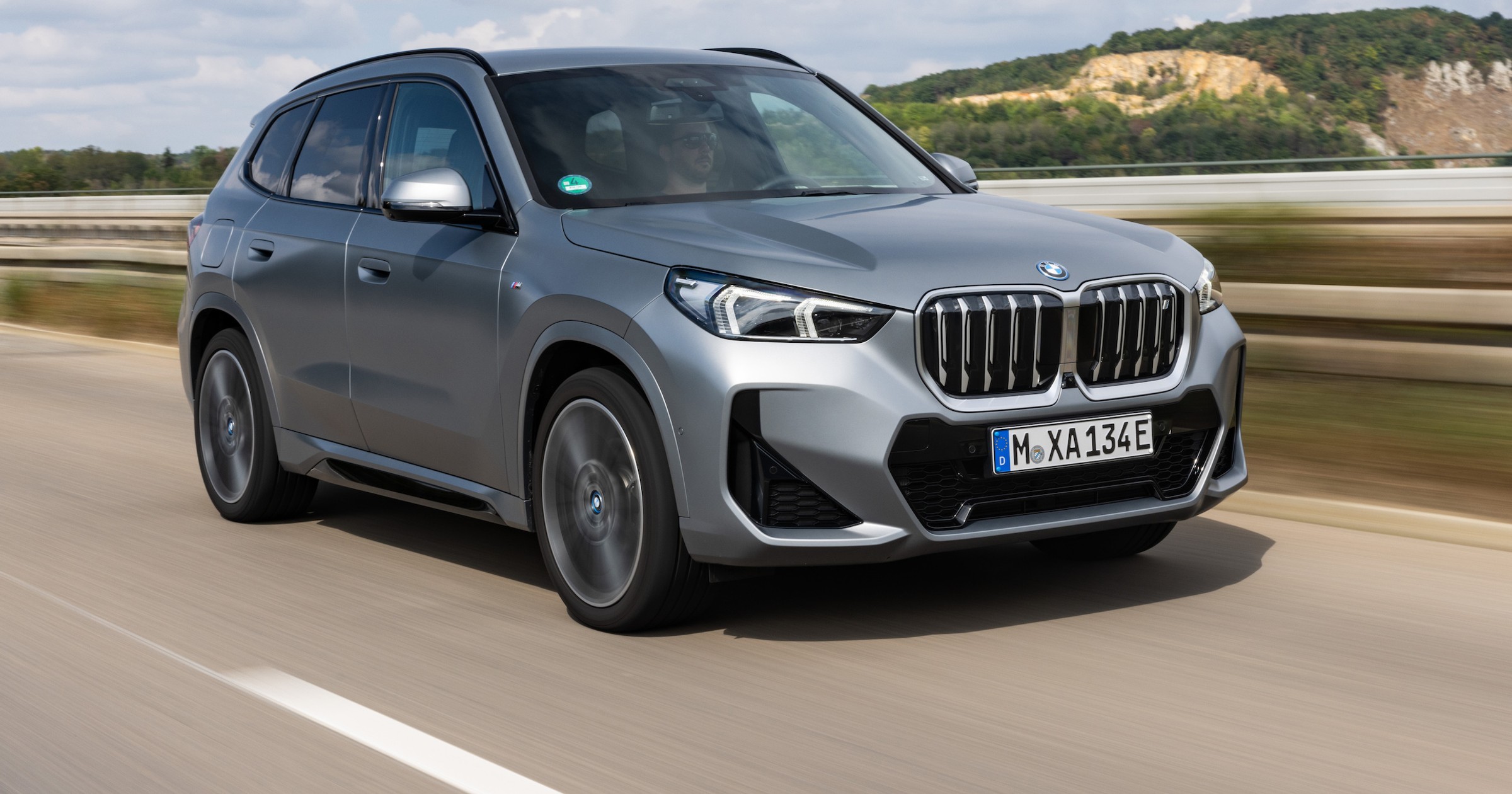 BMW iX1
