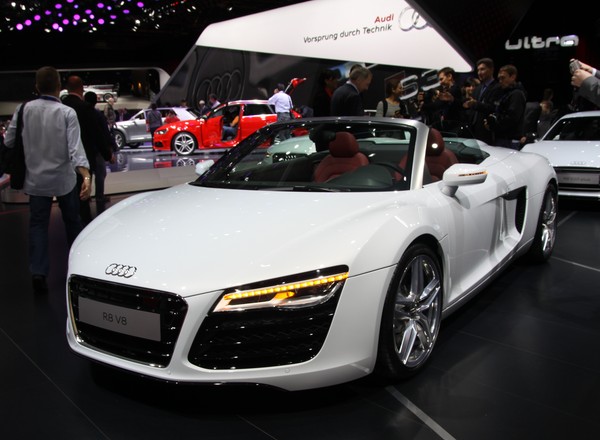 Audi R8 (Paryż 2012)